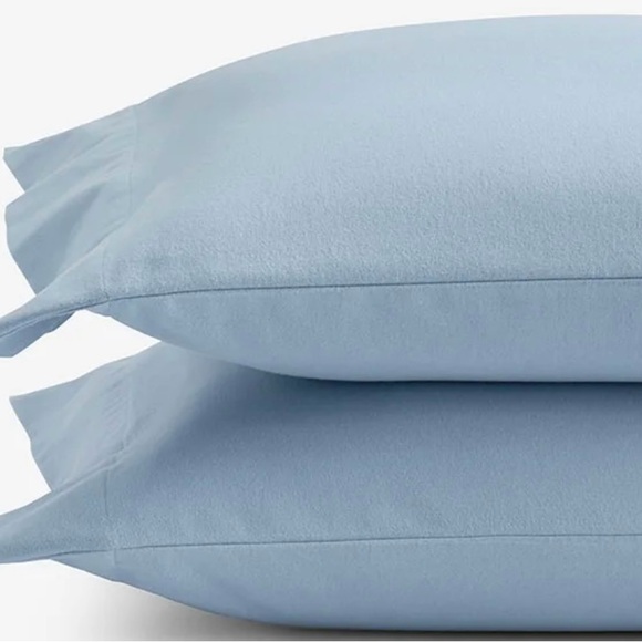 The Company Store Pillowcases Flannel pair 5 oz. - Picture 2 of 6